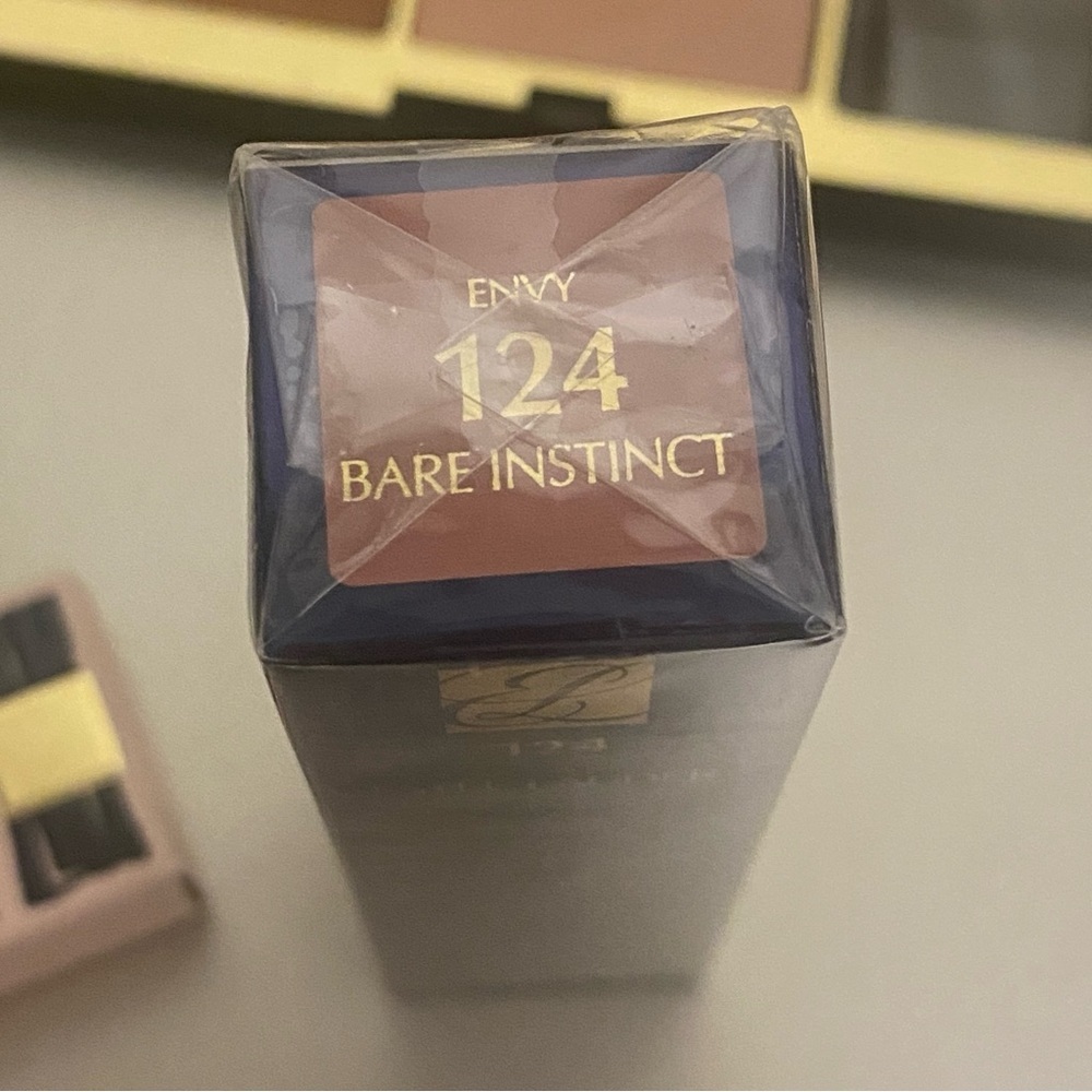 RARE Estee Lauder Pure Color Envy Sculpting Lipstick 124 Bare Instinct - Picture 3 of 4